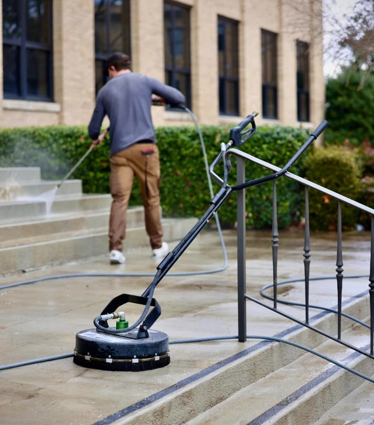 Powerful cleaning that instantly boosts curb appeal