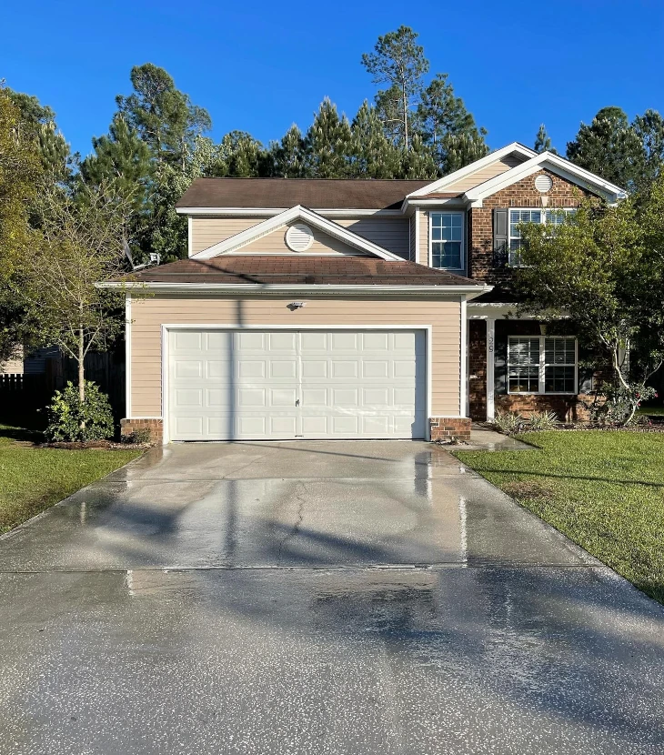 Reviving homes and driveways with a spotless shine